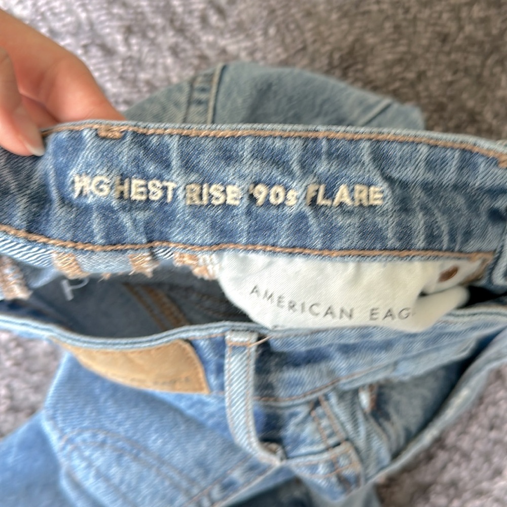 AE 90’s flare jeans - Picture 11 of 11